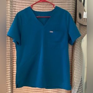 Turquoise figs scrub set